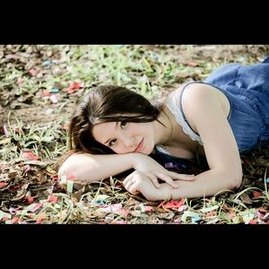 Meet your Posher, Macie